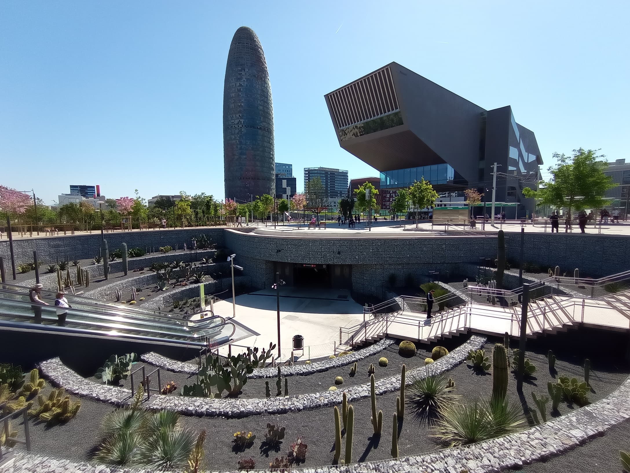 Plaça de les Glòries Catalanes in Barcelona
